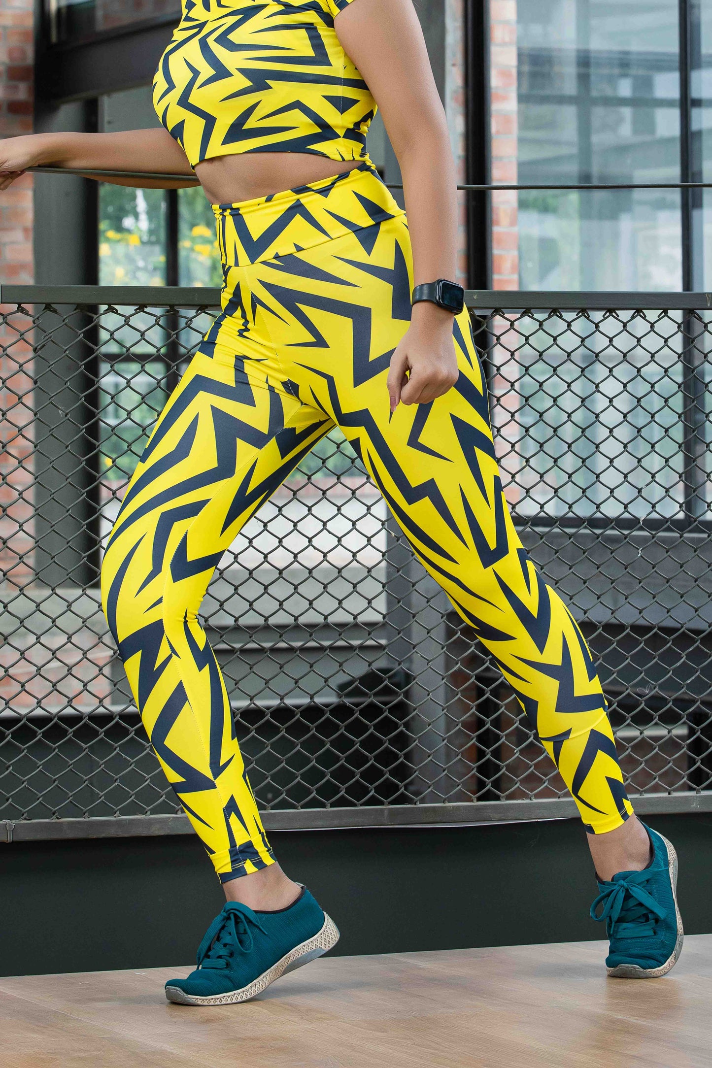 EdgeMode Printed Workout Leggings – High-Waisted, Stretchable & Stylish