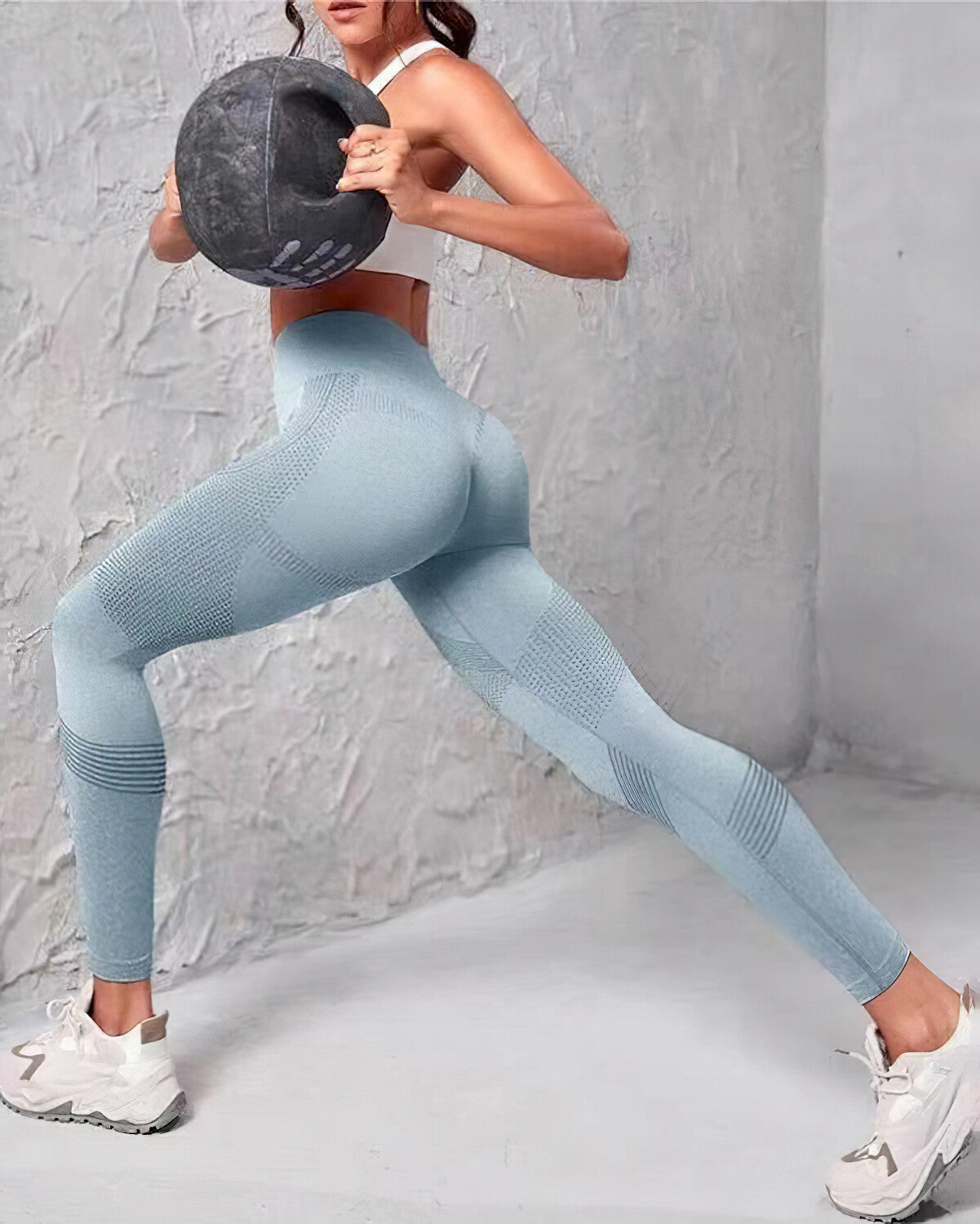 Women's Sky Blue Shameless Leggings – High-Waisted, Body-Shaping & Sweatproof Activewear