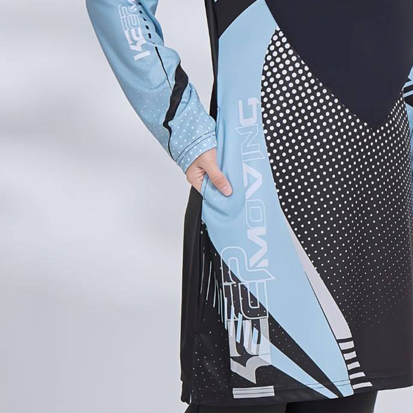 Modest Motion: Muslimah Activewear ZOTO KEEP MOVING JERSEY