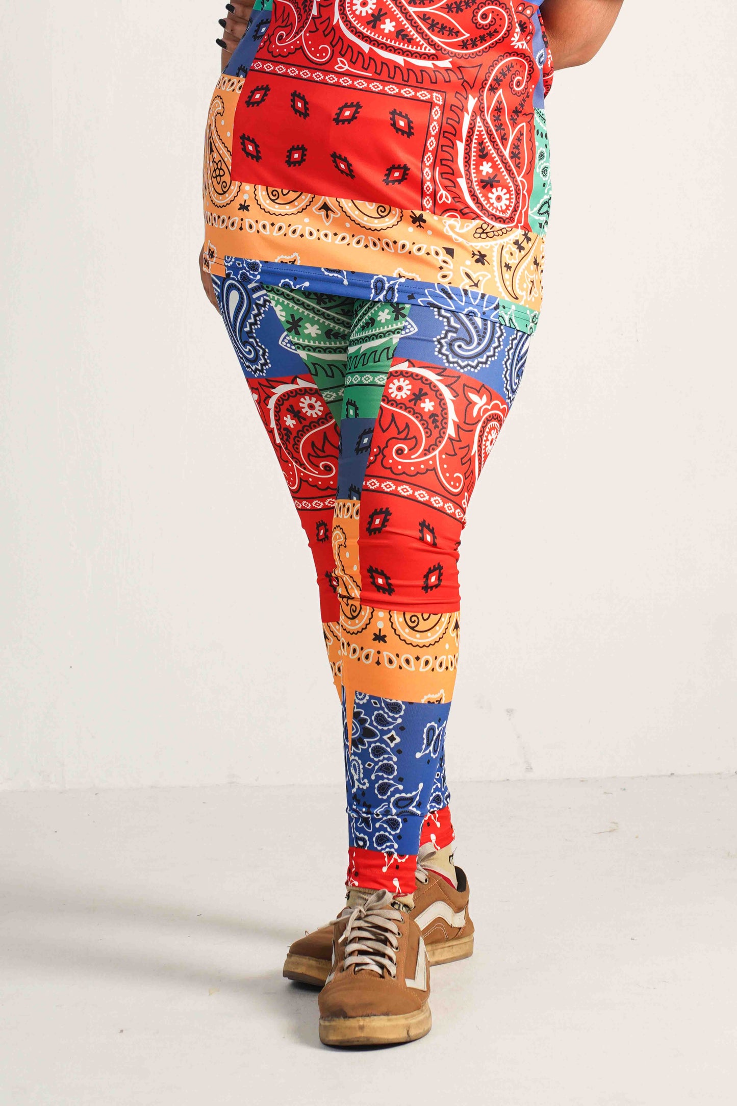 SereneShape Printed Workout Leggings – High-Waisted, Stretchable & Stylish Gym Wear