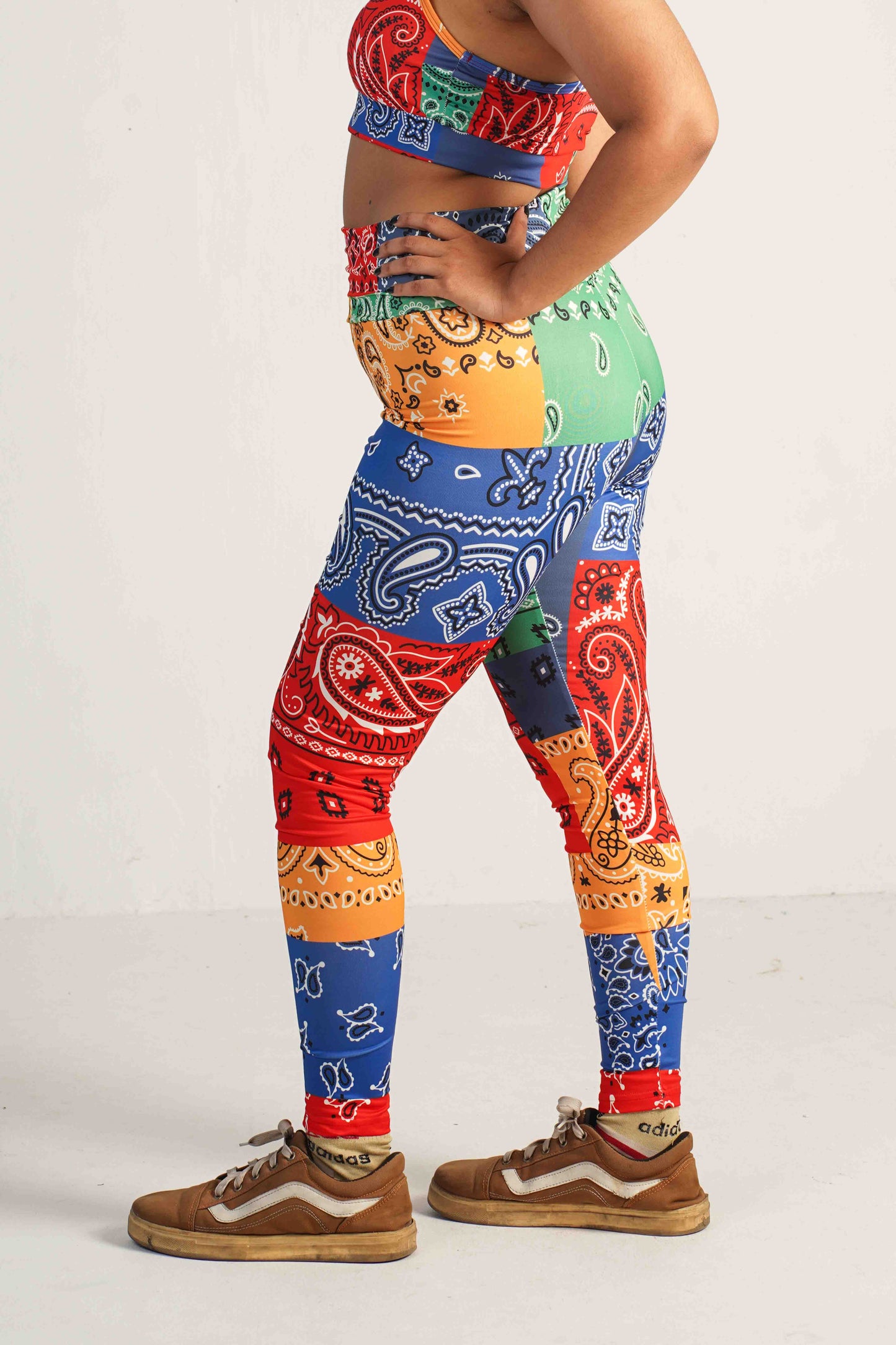 SereneShape Printed Workout Leggings – High-Waisted, Stretchable & Stylish Gym Wear